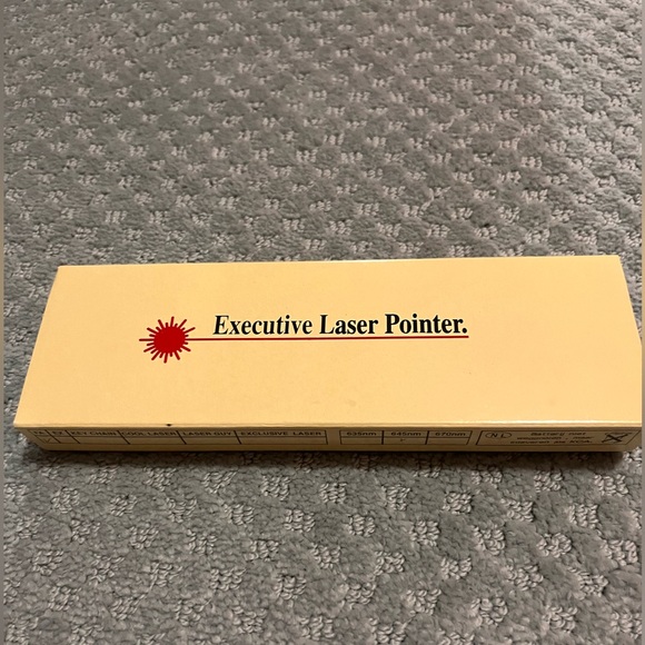 Executive Red Laser, Ultra Bright Pointer.  NIB - Picture 9 of 9